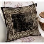 - K11724-Gorsel-1 - Realhomes RealHomes Gold - Siyah Zeminde Çerçeveli Motifli Altın Desenli Dijital Baskılı Yastık Kırlent Kılıfı Realhomes