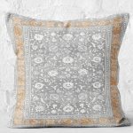 RealHomes Gri - Beyaz Zeminde Çerçeveli Motifli Çiçek Desenli Dijital Baskılı Yastık Kırlent Kılıfı Realhomes