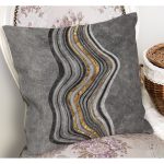 - K11792-Gorsel-1 - Realhomes RealHomes Gri - Gold Zeminde Altın Motifli Kanvas Desenli Dijital Baskılı Yastık Kırlent Kılıfı Realhomes