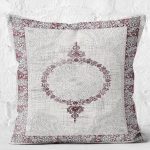 - K11804-Gorsel-2 - Realhomes RealHomes Krem - Pembe Zeminde Hereke Motifli Dokuma Desenli Dijital Baskılı Yastık Kırlent Kılıfı Realhomes