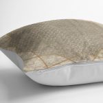 - K11810-Gorsel-3 - Realhomes RealHomes Krem Zeminde Çerçeveli Motifli Geometrik Desenli Dijital Baskılı Yastık Kırlent Kılıfı Realhomes