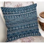 - K11815-Gorsel-1 - Realhomes RealHomes Lacivert Zeminde İskandinav Motifli Etnik Desenli Dijital Baskılı Yastık Kırlent Kılıfı Realhomes