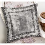 - K11816-Gorsel-1 - Realhomes RealHomes Gri - Siyah Zeminde Çerçeveli Motifli Antik Desenli Dijital Baskılı Yastık Kırlent Kılıfı Realhomes