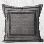 - K11823-Gorsel-2 - Realhomes RealHomes Gri - Füme Zeminde Çerçeveli Motifli Dokuma Desenli Dijital Baskılı Yastık Kırlent Kılıfı Realhomes