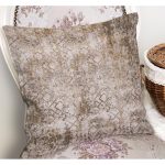 - K11824-Gorsel-1 - Realhomes RealHomes Ekru - Krem Zeminde Örme Motifli Yöresel Desenli Dijital Baskılı Yastık Kırlent Kılıfı Realhomes