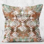 - K11825-Gorsel-2 - Realhomes RealHomes Yeşil - Kremit Zeminde Etnik Motifli Kilim Desenli Dijital Baskılı Yastık Kırlent Kılıfı Realhomes