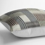 - K11827-Gorsel-3 - Realhomes RealHomes Kahverengi - Krem Zeminde Patchwork Motifli Örme Desenli Dijital Baskılı Yastık Kırlent Kılıfı Realhomes