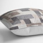 RealHomes Kahverengi - Gri Zeminde Örme Motifli Halı Desenli Dijital Baskılı Yastık Kırlent Kılıfı Realhomes
