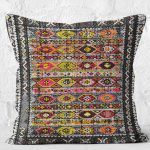 - K11876-Gorsel-2 - Realhomes RealHomes Antika Temalı Otantik Motifli Uşak Desenli Dijital Baskılı Yastık Kırlent Kılıfı Realhomes