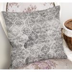 - K11881-Gorsel-1 - Realhomes  RealHomes Gri Zeminde Eskitme Motifli Kilim Desenli Dijital Baskılı Yastık Kırlent Kılıfı Realhomes