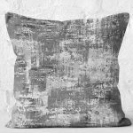 - K11885-Gorsel-2 - Realhomes RealHomes Gri Zeminde Eskitme Motifli Dokuma Halı Desenli Dijital Baskılı Yastık Kırlent Kılıfı Realhomes