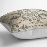 - K11902-Gorsel-3 - Realhomes RealHomes Krem - Siyah Zeminde Etnik Motifli Antika Desenli Dijital Baskılı Yastık Kırlent Kılıfı Realhomes