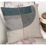 - K11908-Gorsel-1 - Realhomes  RealHomes Krem - Gri Zeminde Geometrik Motifli Kanvas Desenli Dijital Baskılı Yastık Kırlent Kılıfı Realhomes