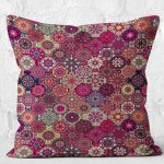 - K11925-Gorsel-2 - Realhomes RealHomes Kırmızı Zeminde Patchwork Motifli Geleneksel Desenli Dijital Baskılı Yastık Kırlent Kılıfı Realhomes