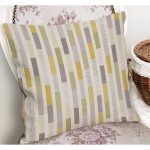 - K11926-Gorsel-1 - Realhomes RealHomes Sarı - Krem Zeminde Şerit Motifli Kilim Desenli Dijital Baskılı Yastık Kırlent Kılıfı Realhomes