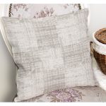 - K11928-Gorsel-1 - Realhomes RealHomes Beyaz - Ekru Zeminde Örgü Motifli Kilim Desenli Dijital Baskılı Yastık Kırlent Kılıfı Realhomes