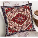 - K11933-Gorsel-1 - Realhomes RealHomes Kırmızı Zeminde Antik Motifli El Dokuma Desenli Dijital Baskılı Yastık Kırlent Kılıfı Realhomes