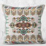 - K11937-Gorsel-2 - Realhomes RealHomes Ekru Zeminde Antika Motifli Dokuma Halı Desenli Dijital Baskılı Yastık Kırlent Kılıfı Realhomes