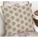 - K11944-Gorsel-1 - Realhomes RealHomes Hardal - Mavi Zeminde Patchwork Motifli Kilim Desenli Dijital Baskılı Yastık Kırlent Kılıfı Realhomes