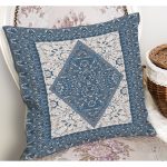 - K11965-Gorsel-1 - Realhomes RealHomes Mavi - Krem Zeminde İran Motifli Dokuma Desenli Dijital Baskılı Yastık Kırlent Kılıfı Realhomes