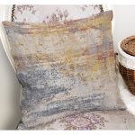 RealHomes Mavi Krem Zeminde Antik Motifli El Dokuma Desenli Dijital Baskılı Yastık Kırlent Kılıfı Realhomes