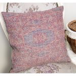 - K11994-Gorsel-1 - Realhomes RealHomes Pembe Zeminde Antik Motifli El Dokuma Desenli Dijital Baskılı Yastık Kırlent Kılıfı Realhomes