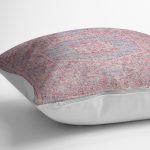 - K11994-Gorsel-3 - Realhomes RealHomes Pembe Zeminde Antik Motifli El Dokuma Desenli Dijital Baskılı Yastık Kırlent Kılıfı Realhomes