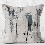 - K12029-Gorsel-2 - Realhomes RealHomes Bej - Siyah Zeminde Eskitme Motifli Duvar Desenli Dijital Baskılı Yastık Kırlent Kılıfı Realhomes