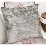 - K12058-Gorsel-1 - Realhomes  RealHomes Gri - Antrasit Zeminde Eskitme Motifli Antika Desenli Dijital Baskılı Yastık Kırlent Kılıfı Realhomes