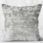 - K12058-Gorsel-2 - Realhomes  RealHomes Gri - Antrasit Zeminde Eskitme Motifli Antika Desenli Dijital Baskılı Yastık Kırlent Kılıfı Realhomes