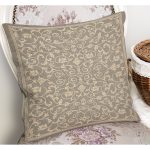 - K12059-Gorsel-1 - Realhomes RealHomes Krem - Gri Zeminde El Dokuma Motifli Antika Desenli Dijital Baskılı Yastık Kırlent Kılıfı Realhomes