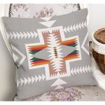 - K12063-Gorsel-1 - Realhomes RealHomes Gri Zeminde Yöresel Motifli Antik Desenli Dijital Baskılı Yastık Kırlent Kılıfı Realhomes