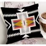 - K12064-Gorsel-1 - Realhomes RealHomes Siyah Zeminde Etnik Motifli Geleneksel Desenli Dijital Baskılı Yastık Kırlent Kılıfı Realhomes