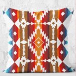 - K12068-Gorsel-2 - Realhomes RealHomes Kırmızı Zeminde Antik Motifli Antik Desenli Dijital Baskılı Yastık Kırlent Kılıfı Realhomes