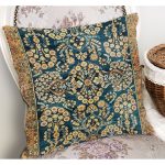 - K12084-Gorsel-1 - Realhomes RealHomes Mavi Zeminde Kilim Motifli Geometrik Desenli Dijital Baskılı Yastık Kırlent Kılıfı Realhomes