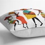 - K12112-Gorsel-3 - Realhomes RealHomes Beyaz Zeminde Etnik Motifli Afrika Kadın Desenli Dijital Baskılı Yastık Kırlent Kılıfı Realhomes