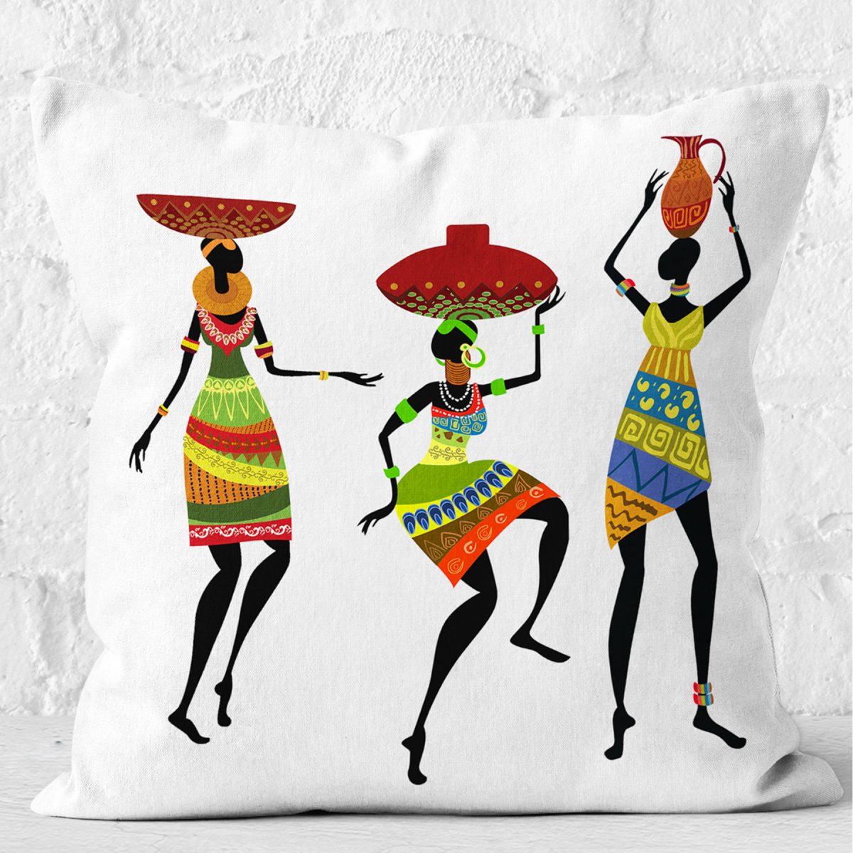 RealHomes Beyaz Zeminde Afrika Kadın Motifli Etnik Desenli Dijital Baskılı Yastık Kırlent Kılıfı Realhomes
