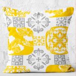 - K12119-Gorsel-2 - Realhomes RealHomes Sarı - Gri Zeminde Etnik Motifli Monogram Desenli Dijital Baskılı Yastık Kırlent Kılıfı Realhomes