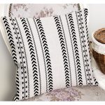 RealHomes Siyah - Beyaz Zeminde Yöresel Motifli İskandinav Desenli Dijital Baskılı Yastık Kırlent Kılıfı Realhomes