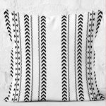 RealHomes Siyah - Beyaz Zeminde Yöresel Motifli İskandinav Desenli Dijital Baskılı Yastık Kırlent Kılıfı Realhomes