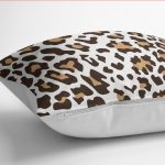 - K12141-Gorsel-3 - Realhomes  RealHomes Kahverengi Zeminde Leopar Motifli Post Desenli Dijital Baskılı Yastık Kırlent Kılıfı Realhomes