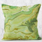 - K12153-Gorsel-2 - Realhomes  RealHomes Gold - Yeşil Zeminde Mermer Motifli Altın Desenli Dijital Baskılı Yastık Kırlent Kılıfı Realhomes