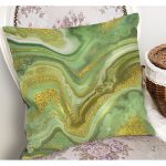 - K12154-Gorsel-1 - Realhomes  RealHomes Gold - Yeşil Zeminde Kanvas Motifli Altın Desenli Dijital Baskılı Yastık Kırlent Kılıfı Realhomes