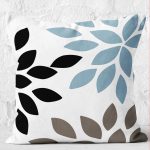 - K12177-Gorsel-2 - Realhomes  RealHomes Siyah - Mavi Zeminde Yaprak Motifli Modern Sanat Desenli Dijital Baskılı Yastık Kırlent Kılıfı Realhomes