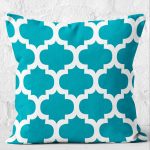 - K12196-Gorsel-2 - Realhomes  RealHomes Turkuaz Zeminde Ogea Motifli Morrocan Desenli Dijital Baskılı Yastık Kırlent Kılıfı Realhomes