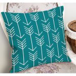 - K12199-Gorsel-1 - Realhomes  RealHomes Turkuaz Zeminde İskandinav Motifli Ok Desenli Dijital Baskılı Yastık Kırlent Kılıfı Realhomes