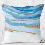 - K12210-Gorsel-2 - Realhomes RealHomes Gold - Mavi Zeminde Mermer Motifli Kanvas Desenli Dijital Baskılı Yastık Kırlent Kılıfı Realhomes