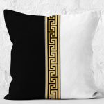 - K12233-Gorsel-2 - Realhomes RealHomes Siyah - Gold Zeminde Geometrik Motifli Klasik Desenli Dijital Baskılı Yastık Kırlent Kılıfı Realhomes