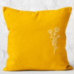 RealHomes Hardal Zeminde Çiçek Motifli Floral Desenli Dijital Baskılı Yastık Kırlent Kılıfı Realhomes