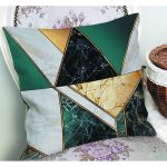 - K12280-Gorsel-1 - Realhomes  RealHomes Turkuaz - Gold Zeminde Modern Motifli Üçgenler Desenli Dijital Baskılı Yastık Kırlent Kılıfı Realhomes